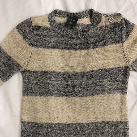 Baby boy knit one piece romper 3-6 - Picture 2 of 3